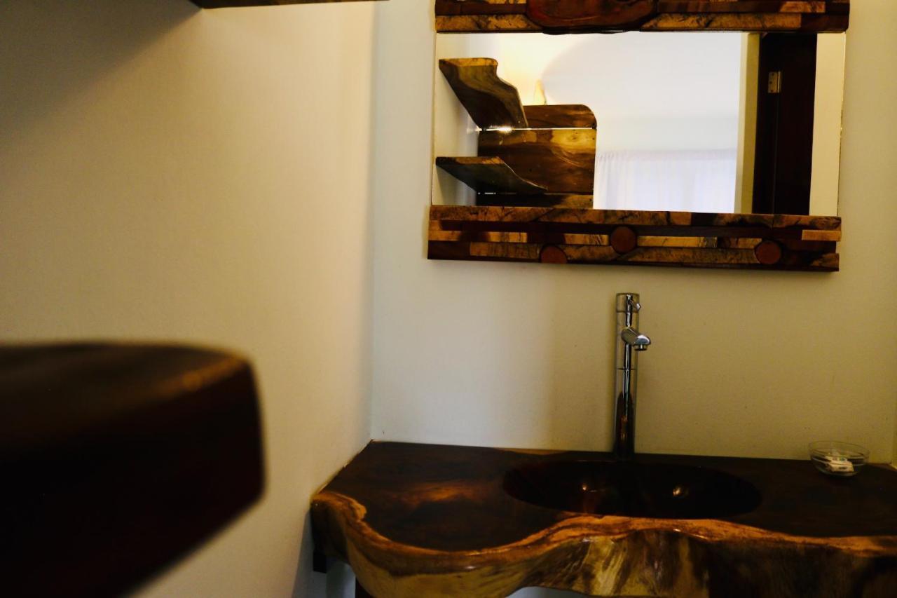 Experiencia Surf Camp Hostel Brisas de Zicatela Exterior photo